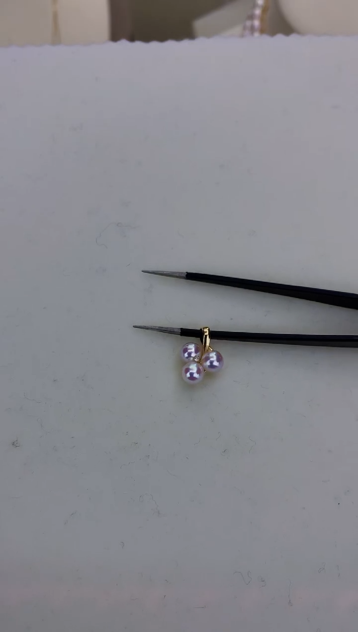 18K金镶嵌DA海水珍珠 GD167 5-6 钻石三叶草吊坠赠银链