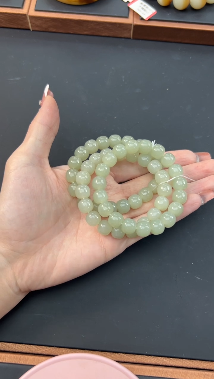 【闪购商品】和田玉手串未镶嵌且末微色差近矿卡10手串多样性发货