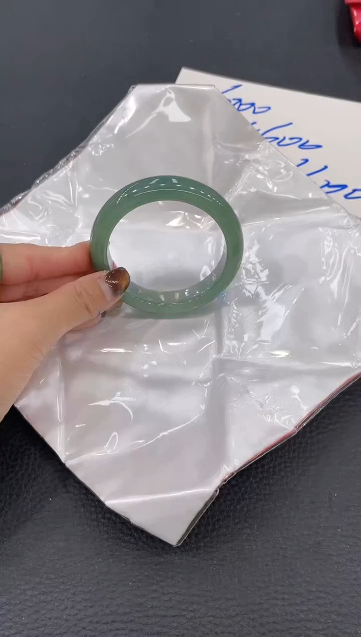 【闪购商品】翡翠手镯未镶嵌手镯
