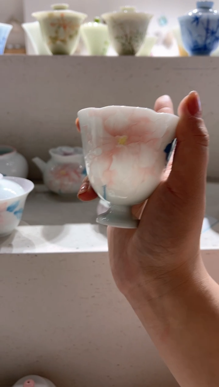 【闪购商品】明知山志-有田烧-国色惊城-蔷薇高足茶杯