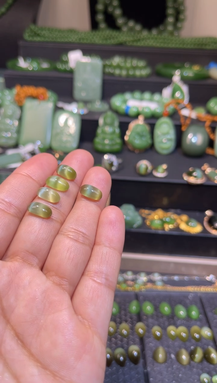 【闪购商品】和田玉碧玉金猫眼马鞍裸石未镶嵌多样性发一