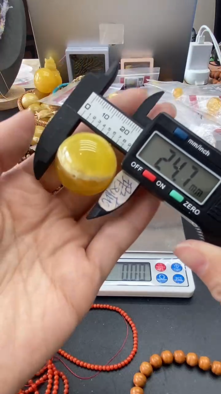 琥珀未镶嵌珠宝奇石217