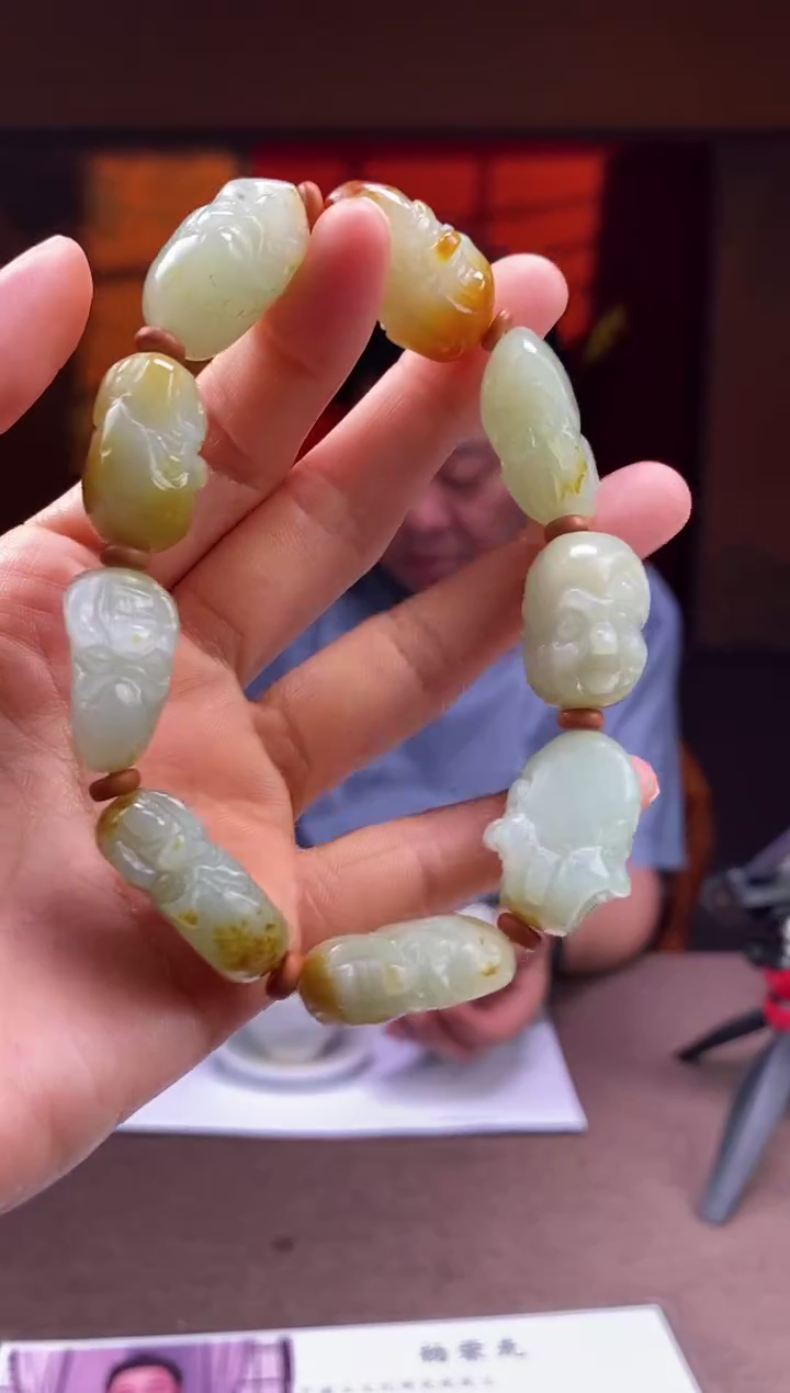 和田玉未镶嵌颈饰Q213