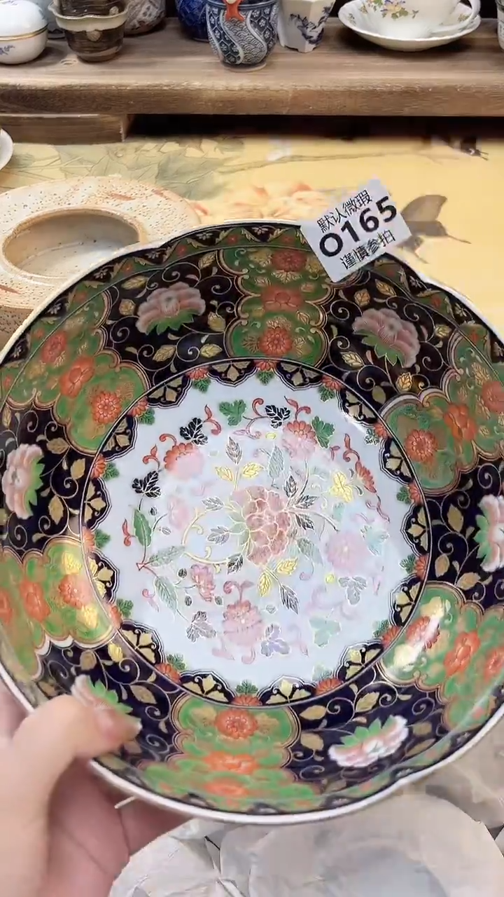 瓷片穆***儿    165      