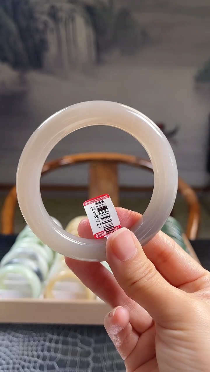 未镶嵌手镯和田玉58-59圈口9721