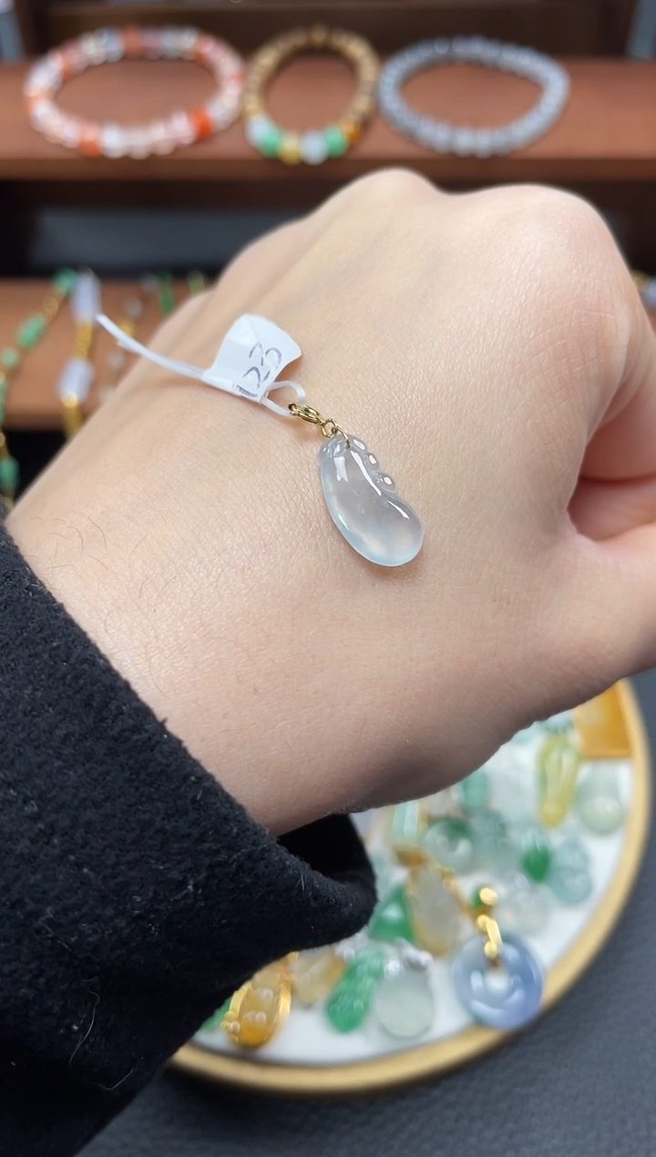 【闪购商品】石英质玉吊坠(不含链)18K金镶嵌一个   JK303