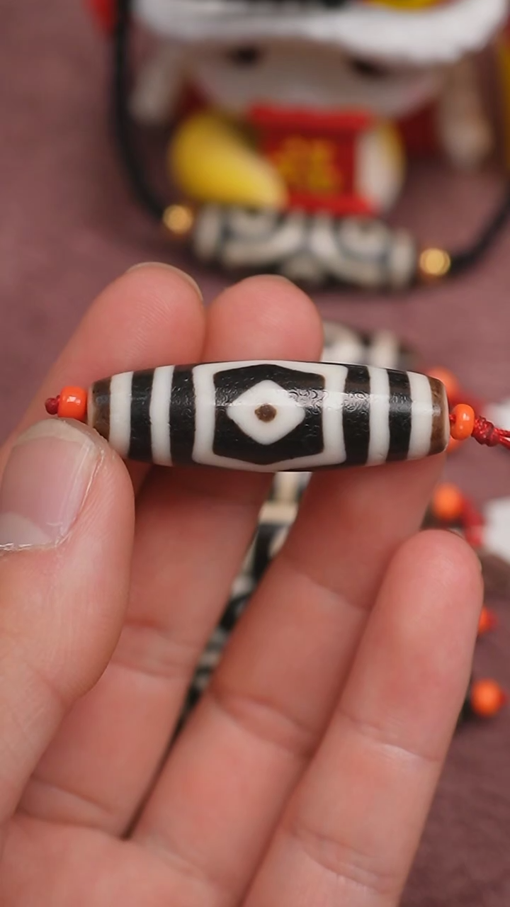 【闪购商品】玛瑙/玉髓颈饰未镶嵌博古