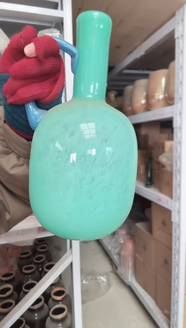 100直播玻璃花瓶