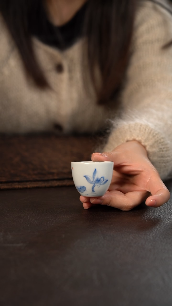 【闪购商品】杯聚澜堂亭亭玉立小缸杯