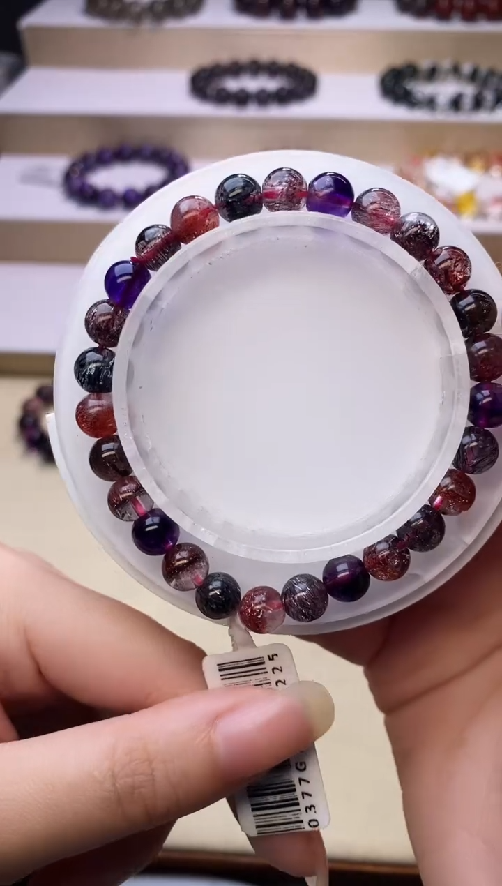 【闪购商品】水晶手链未镶嵌黑加仑超七7m+