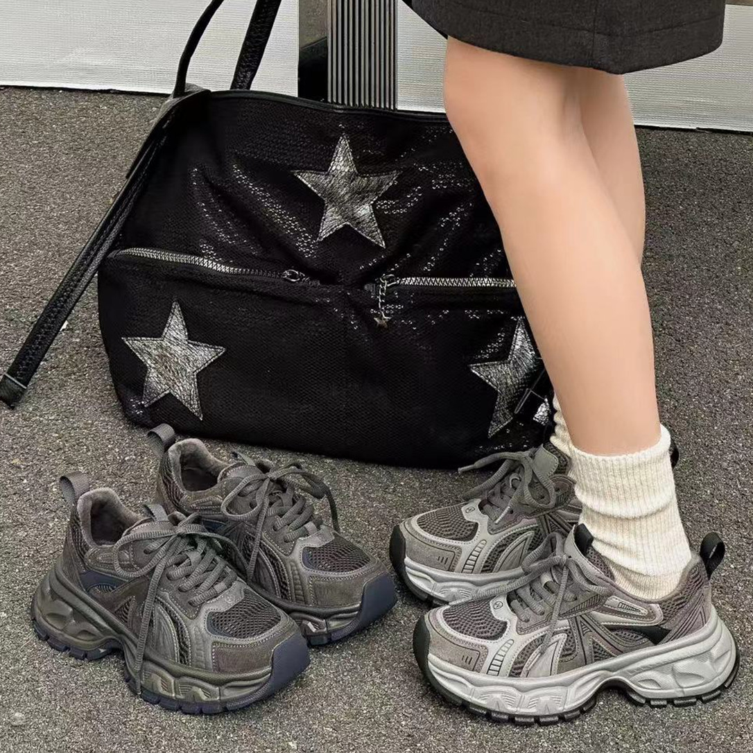 格雷系加绒时尚百搭鞋子网红运动鞋厚底老爹鞋女款防滑轻便软底