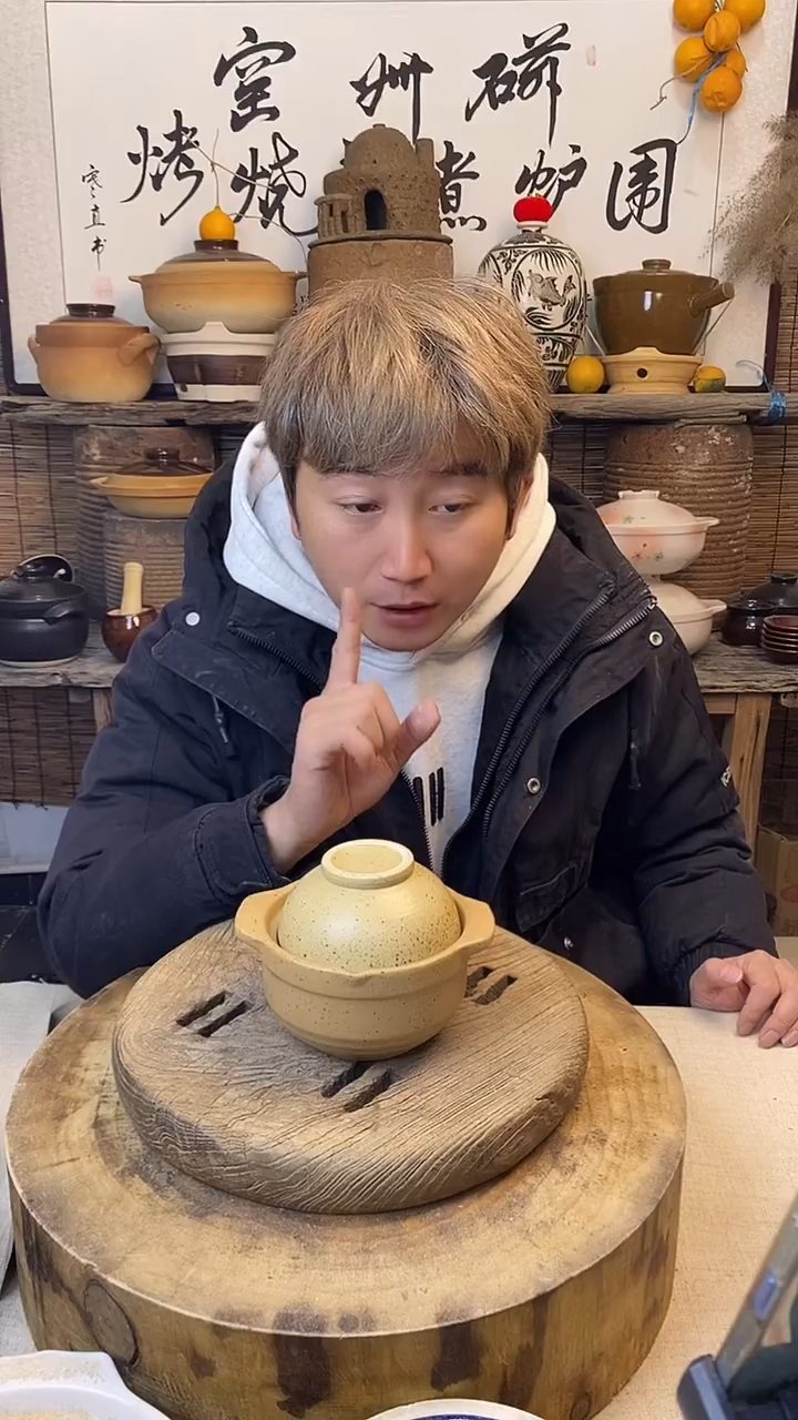 土陶（黄色）迷你一人食炖盅煨汤小土锅（可明火.可干烧）