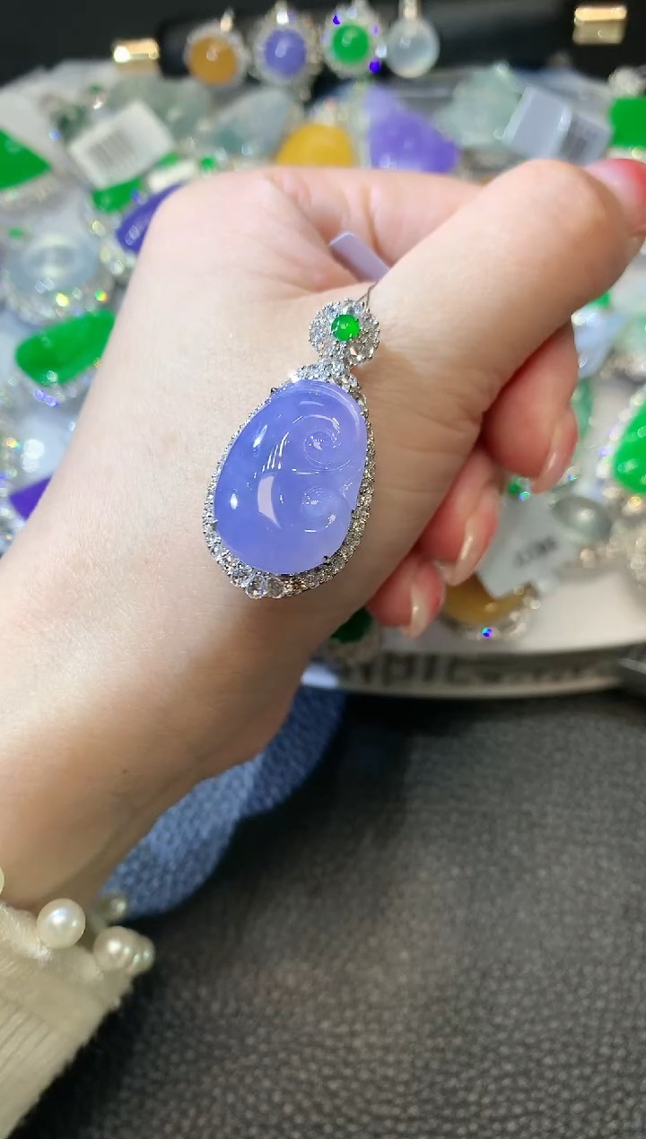 【闪购商品】翡翠吊坠(不含链)18K金镶嵌D82 紫货有一定色差