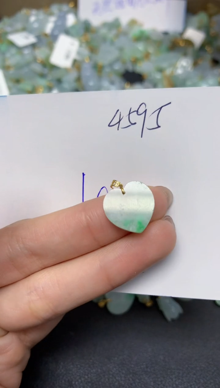 【闪购商品】翡翠颈饰18K金镶嵌天然翡翠A货