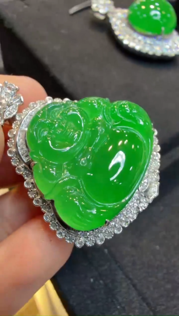 吊坠(不含链)18K金镶嵌翡翠多样性团购发一件