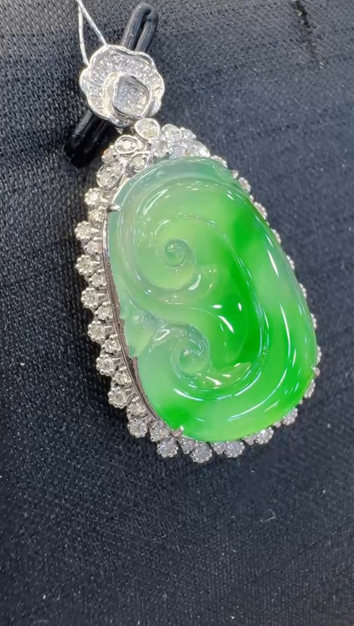 【闪购商品】翡翠吊坠(不含链)18K金镶嵌多样性团购发一件