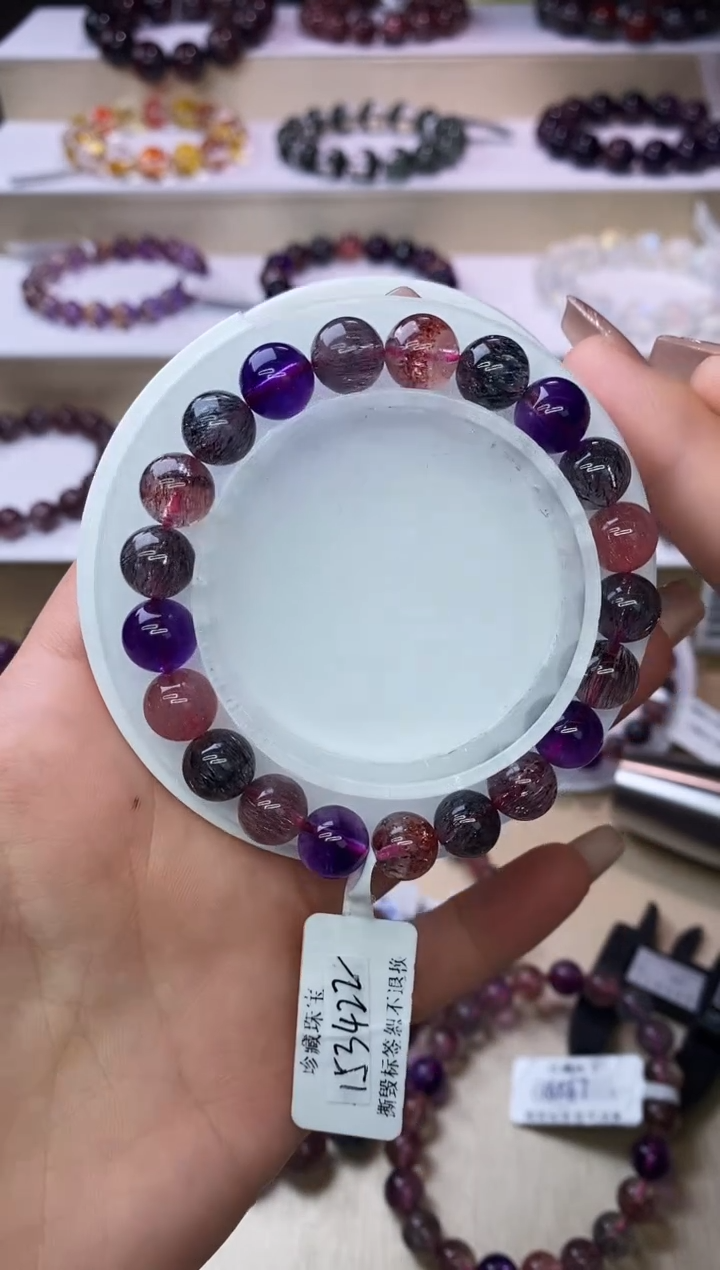 【闪购商品】水晶手链未镶嵌黑加仑超七9m+