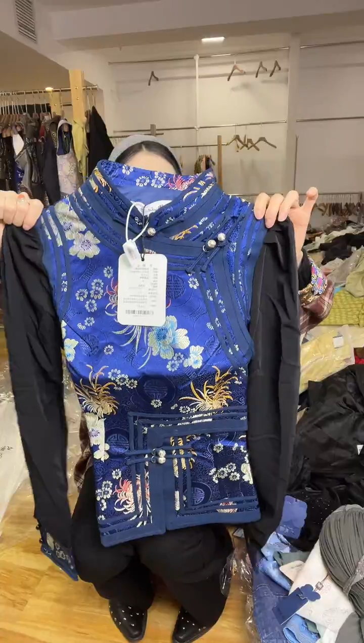 纱袖马甲       M码       80-105斤