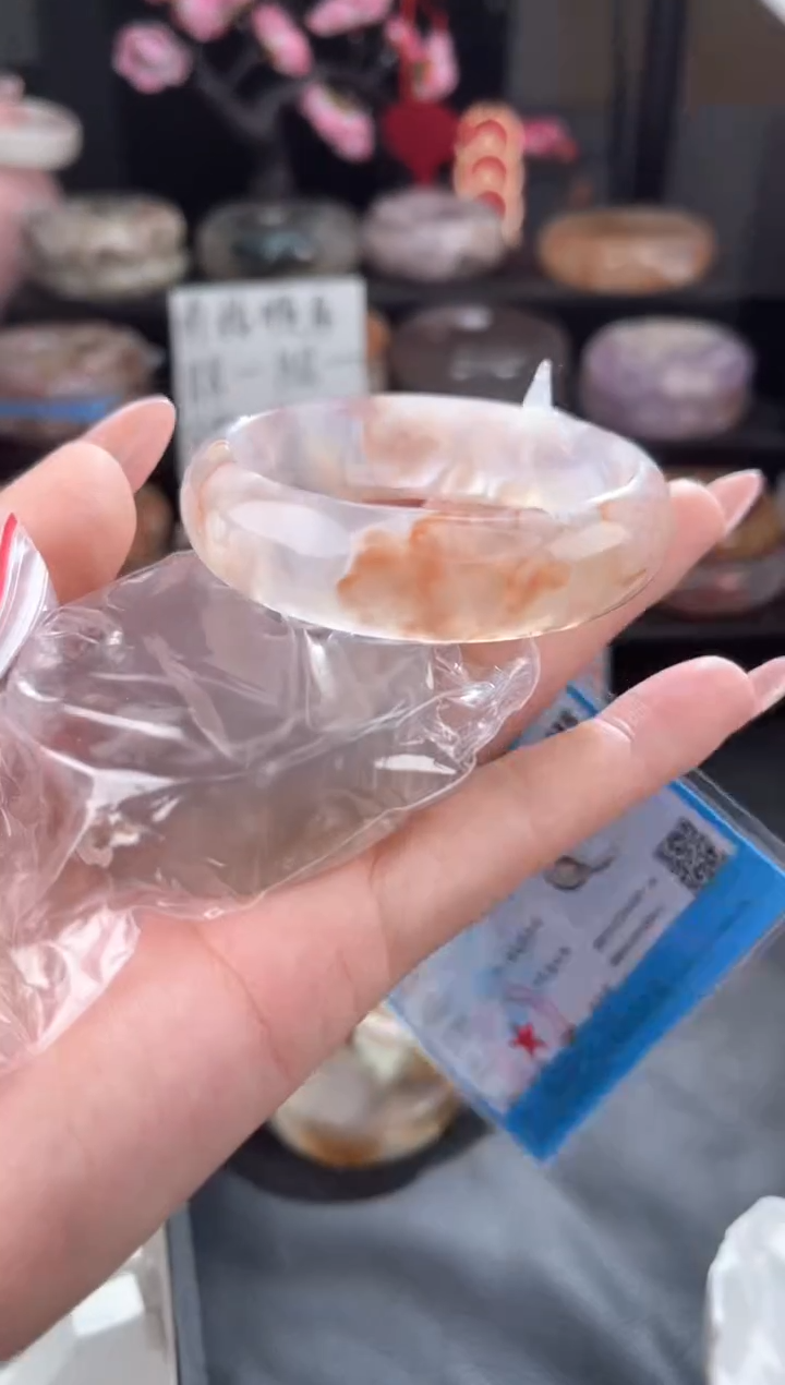 【闪购商品】石英质玉手镯未镶嵌51
