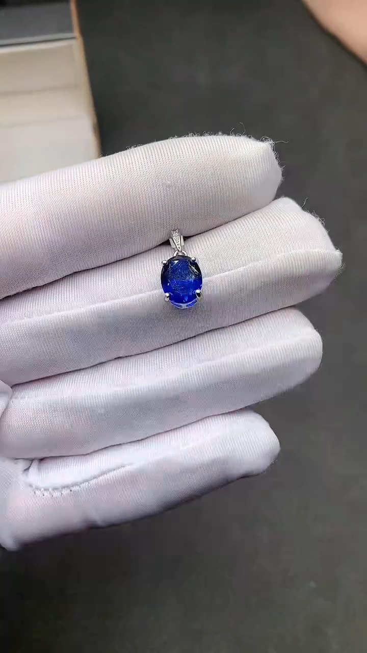【闪购商品】蓝宝石颈饰银S925镶嵌.......