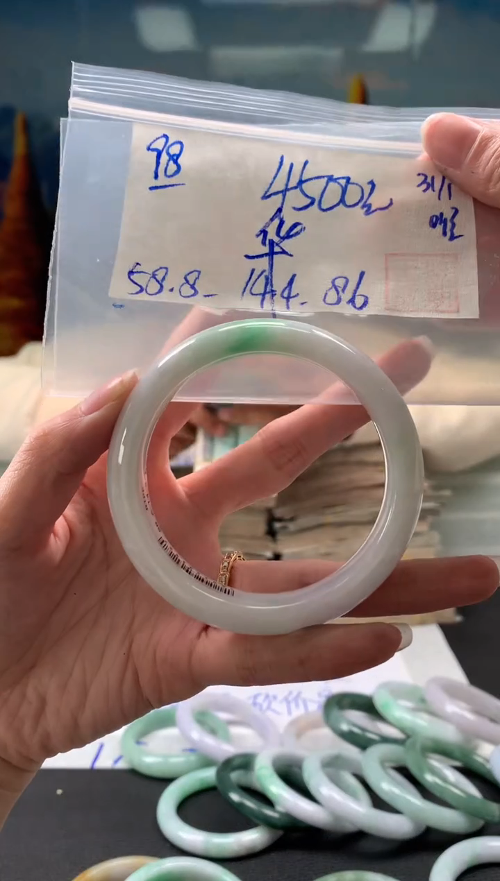 【闪购商品】翡翠手镯未镶嵌翡翠手镯 下单联系小耳机#98
