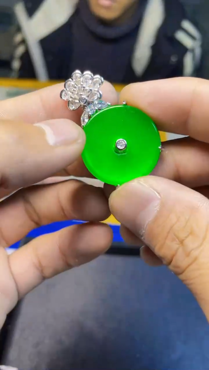 时尚精美高端吊坠242