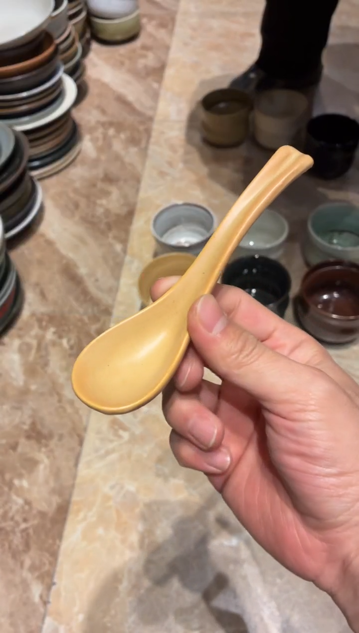 瓷片黄色陶瓷筷子福利款