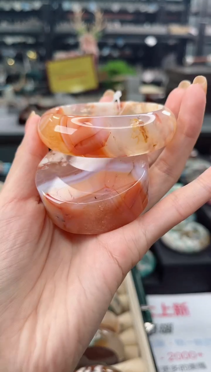 【闪购商品】石英质玉手镯未镶嵌56圈口（赠品镯心）6680851