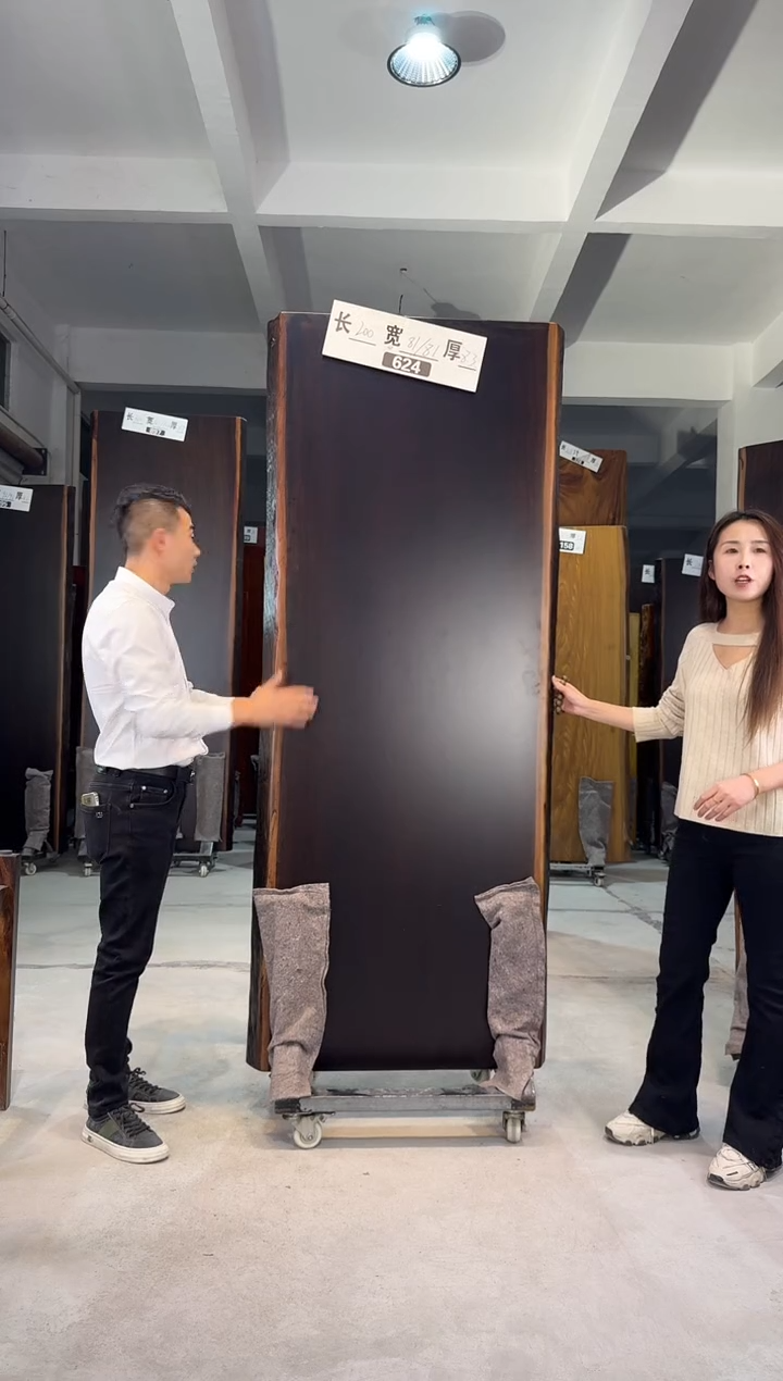 木（非红木类）烟*1624刚果黑檀200*81*81*8.3