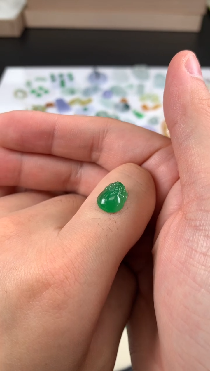 【闪购商品】定制翡翠未镶嵌翡翠