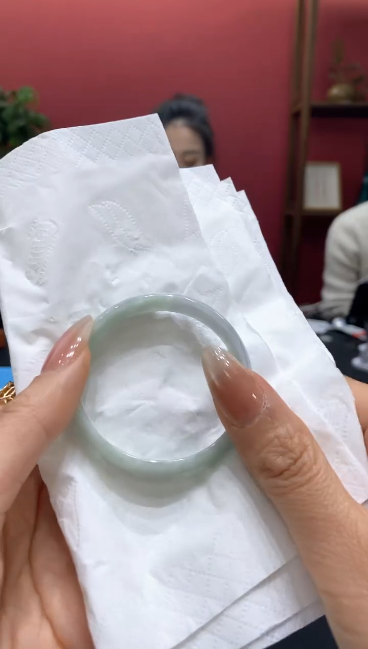 翡翠手镯未镶嵌00008410