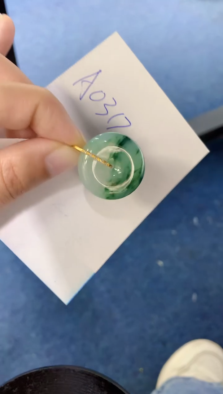 【闪购商品】翡翠颈饰18K金镶嵌000000000