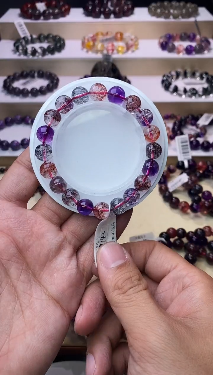 【闪购商品】水晶手链未镶嵌黑加仑超七单圈9m+