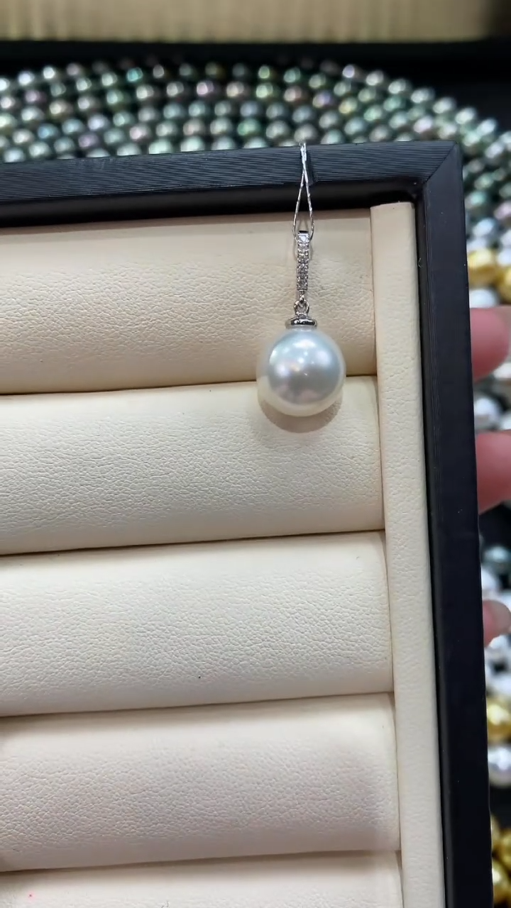 【闪购商品】海水珍珠吊坠(不含链)18K金镶嵌吊坠