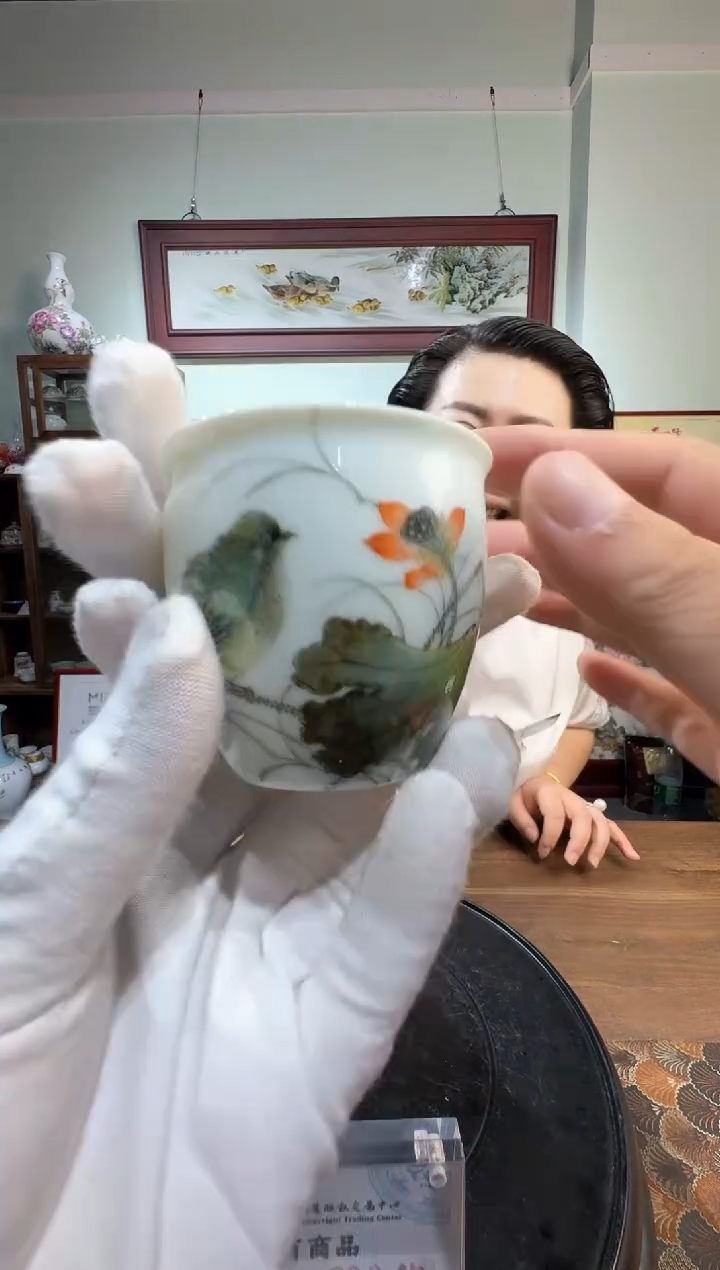 石红春老师花鸟主人杯带收藏证书