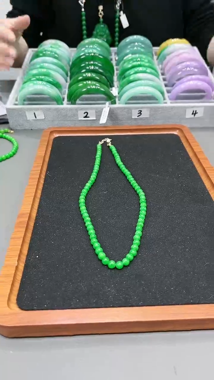 【闪购商品】砖雕s113 正阳绿小米珠项链 卡6mm