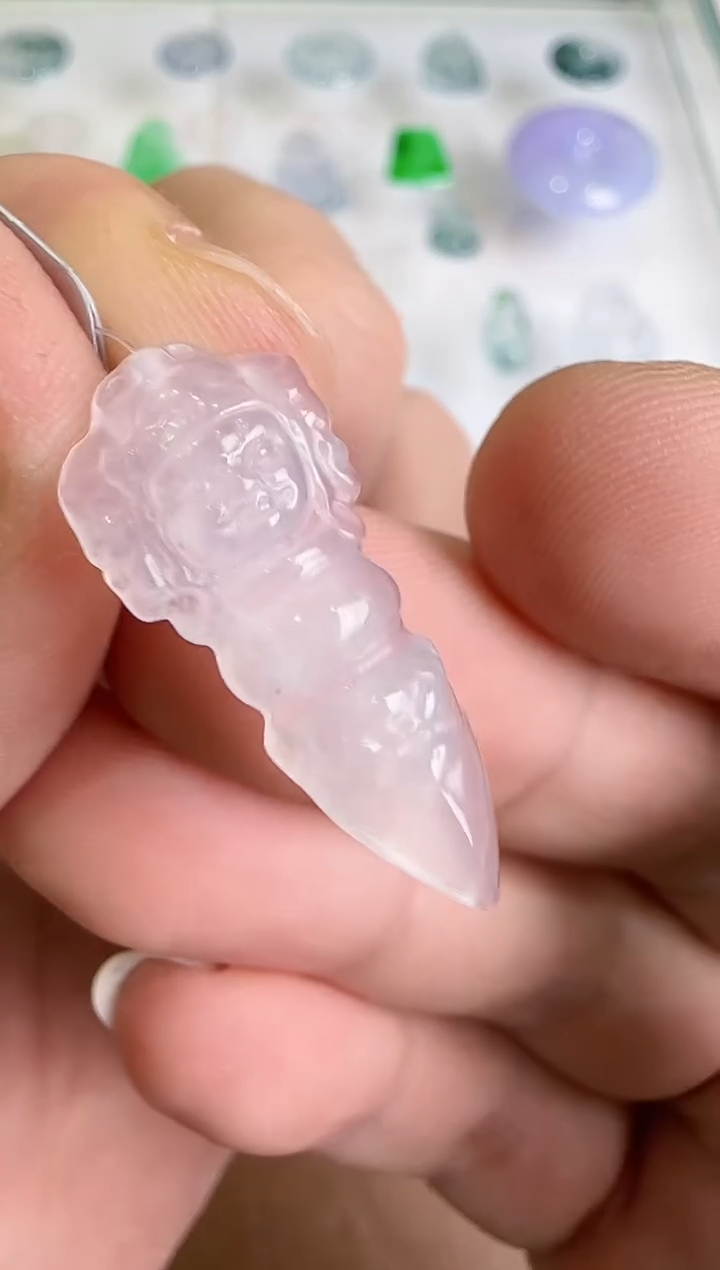 【闪购商品】翡翠吊坠(不含链)未镶嵌 