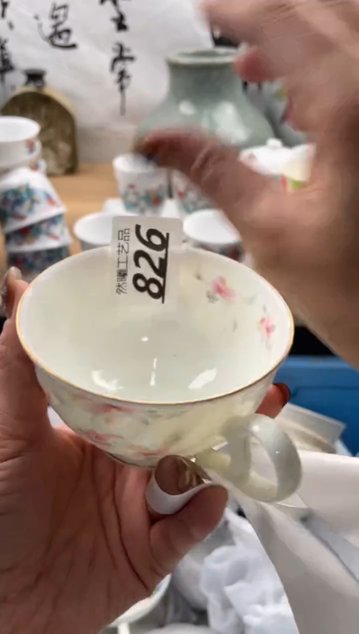 【闪购商品】瓷片826然曦海外工艺品18包邮