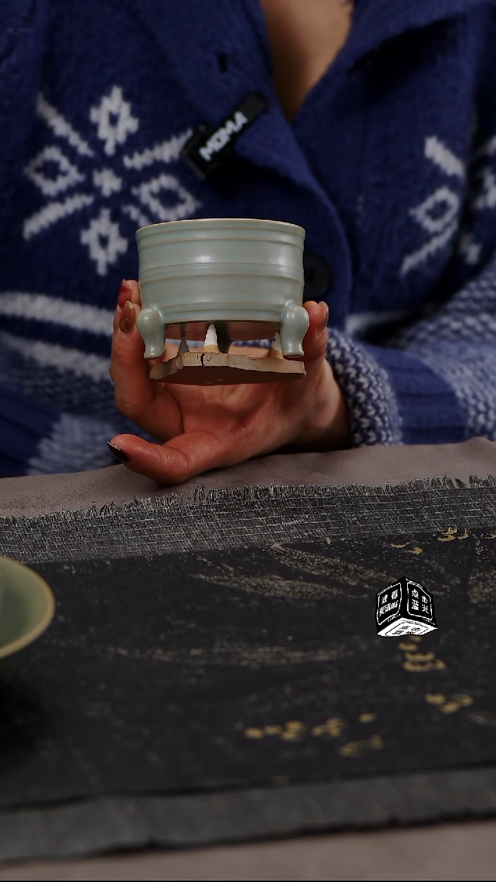 【闪购商品】杯柴烧三足杯............