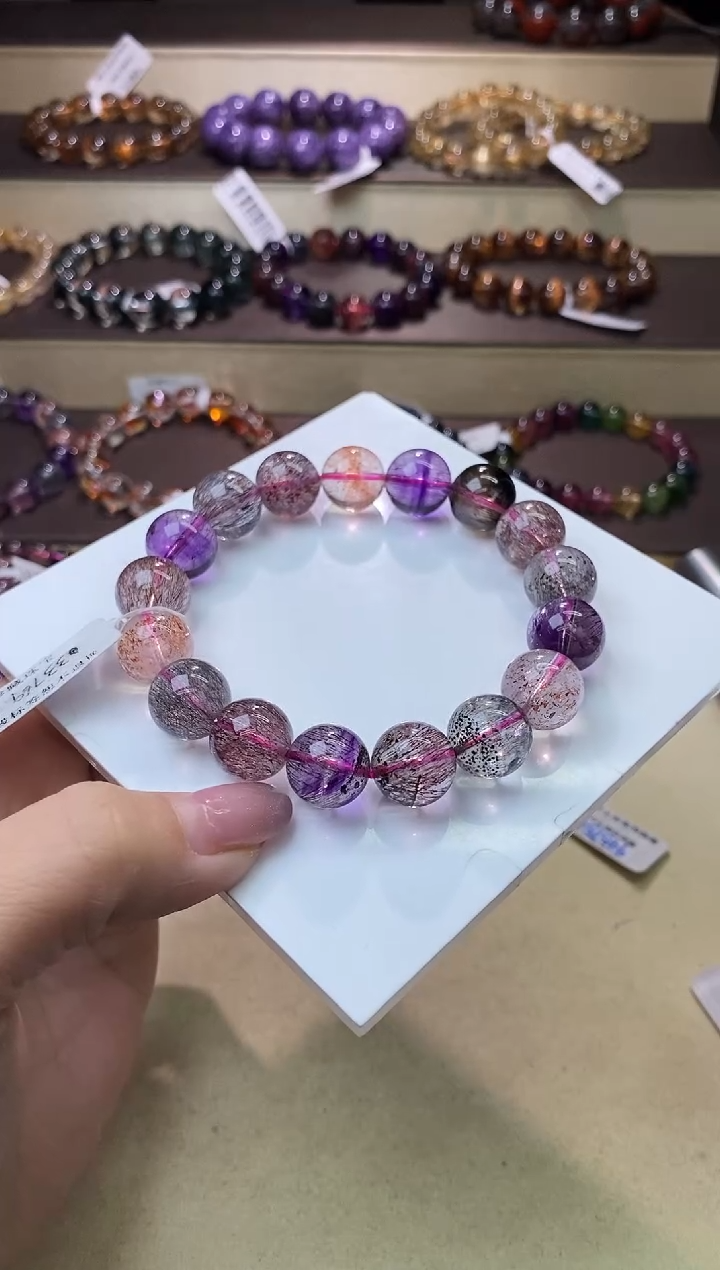 【闪购商品】水晶手链未镶嵌黑加仑超七12m+