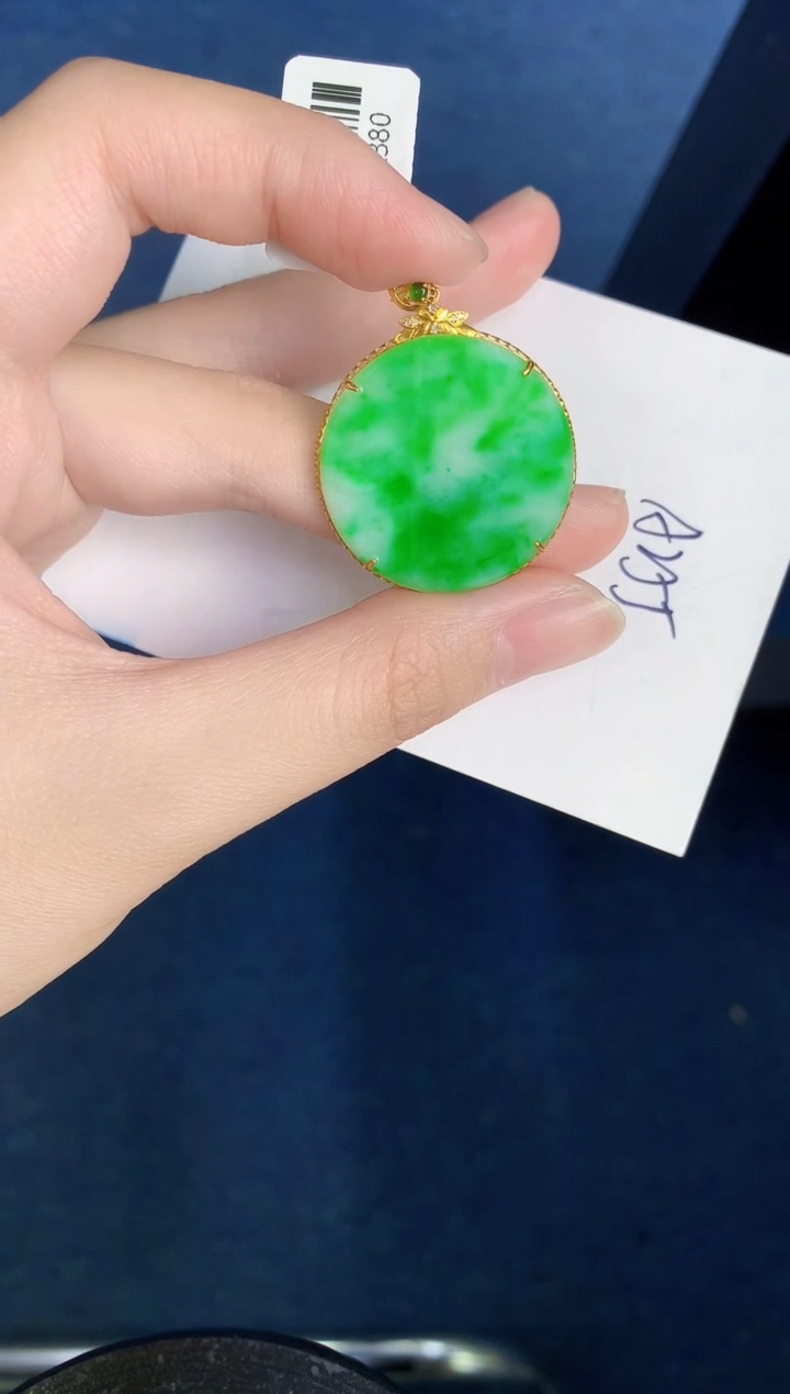 【闪购商品】翡翠颈饰18K金镶嵌000000000