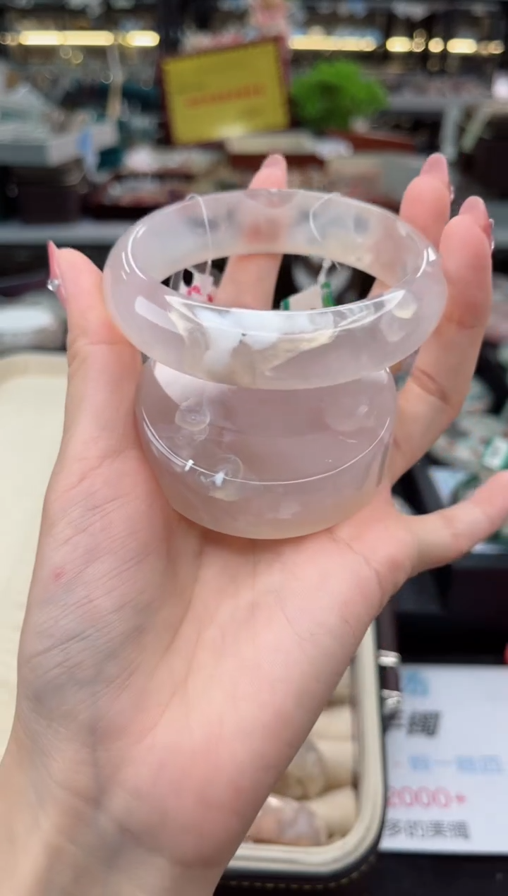 【闪购商品】石英质玉手镯未镶嵌62圈口（赠品镯心）3465799