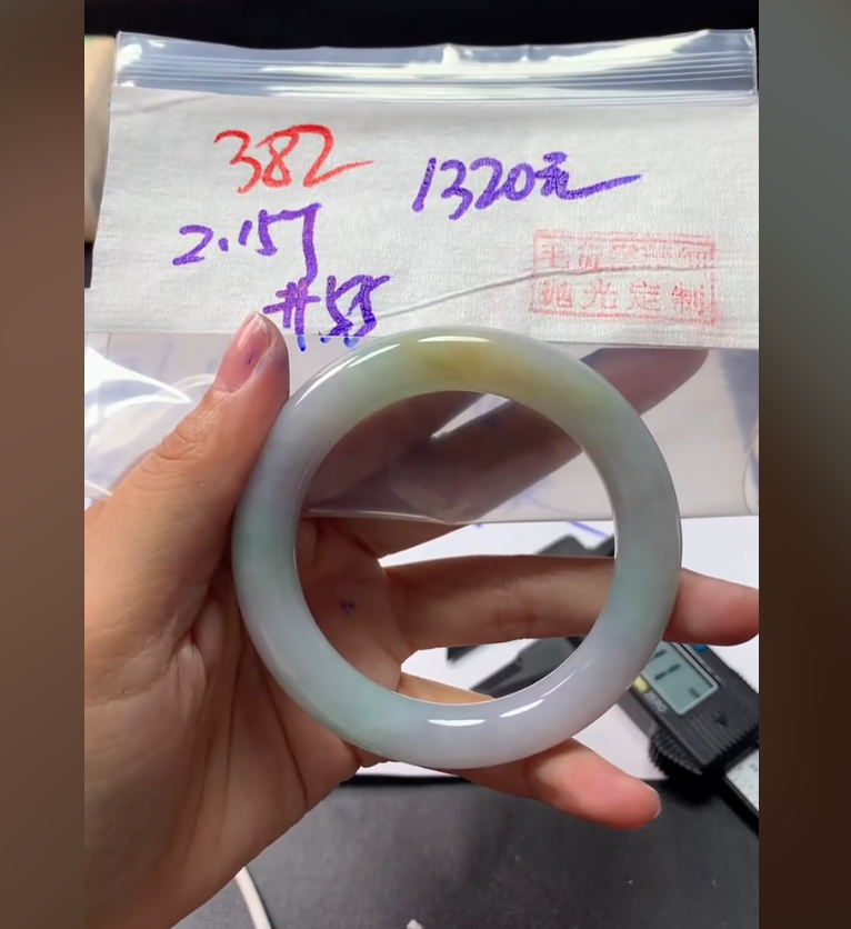 定制翡翠未镶嵌毛货需精细抛光382手镯55+1320元+拍一发一