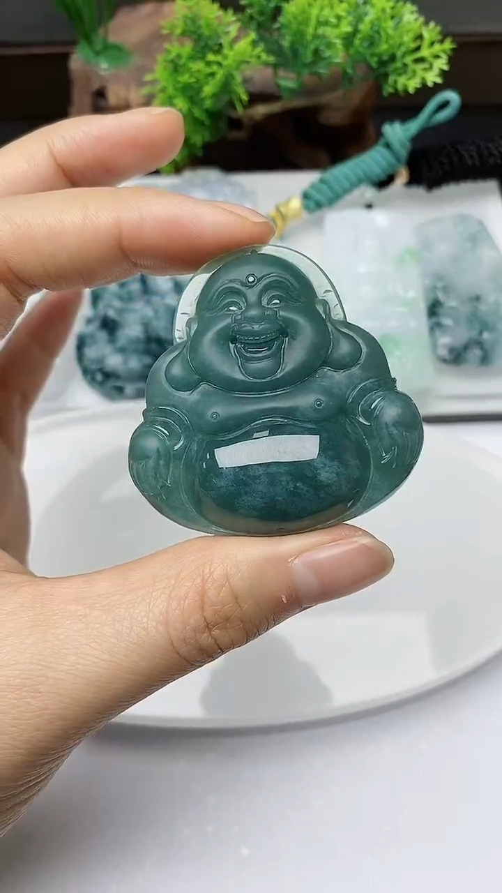 【闪购商品】翡翠颈饰未镶嵌        