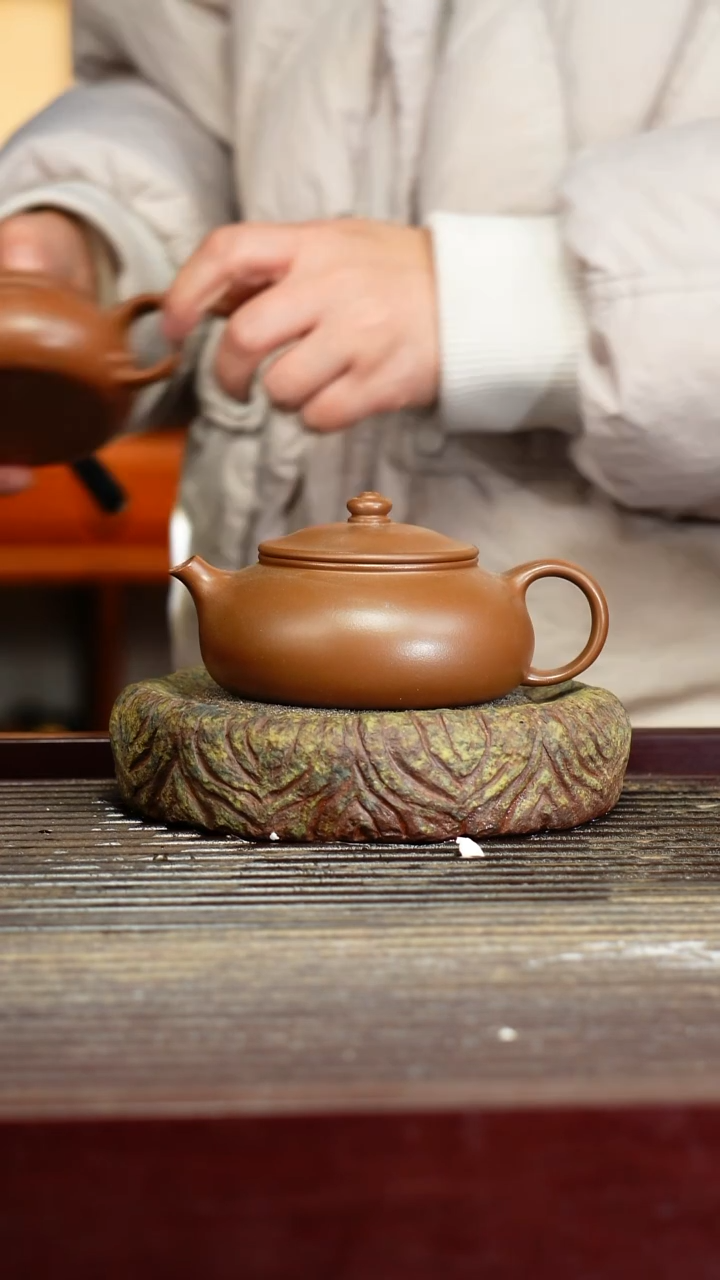 宜兴原矿紫砂壶茶壶宜兴原矿紫砂壶茶壶180C