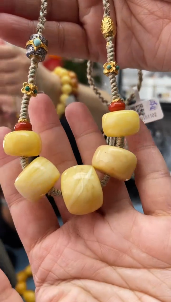 【闪购商品】琥珀珠宝奇石未镶嵌微瑕017