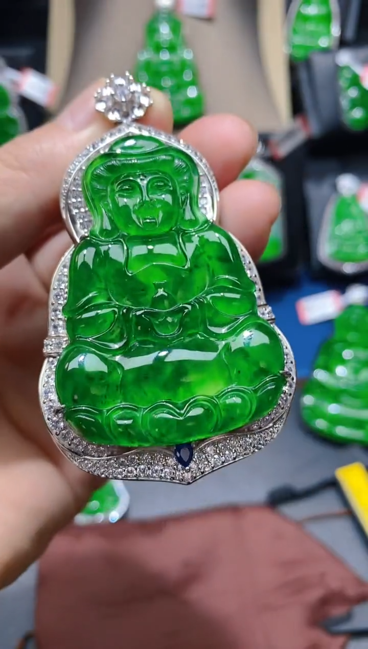 【闪购商品】翡翠颈饰未镶嵌天然A货翡翠v40