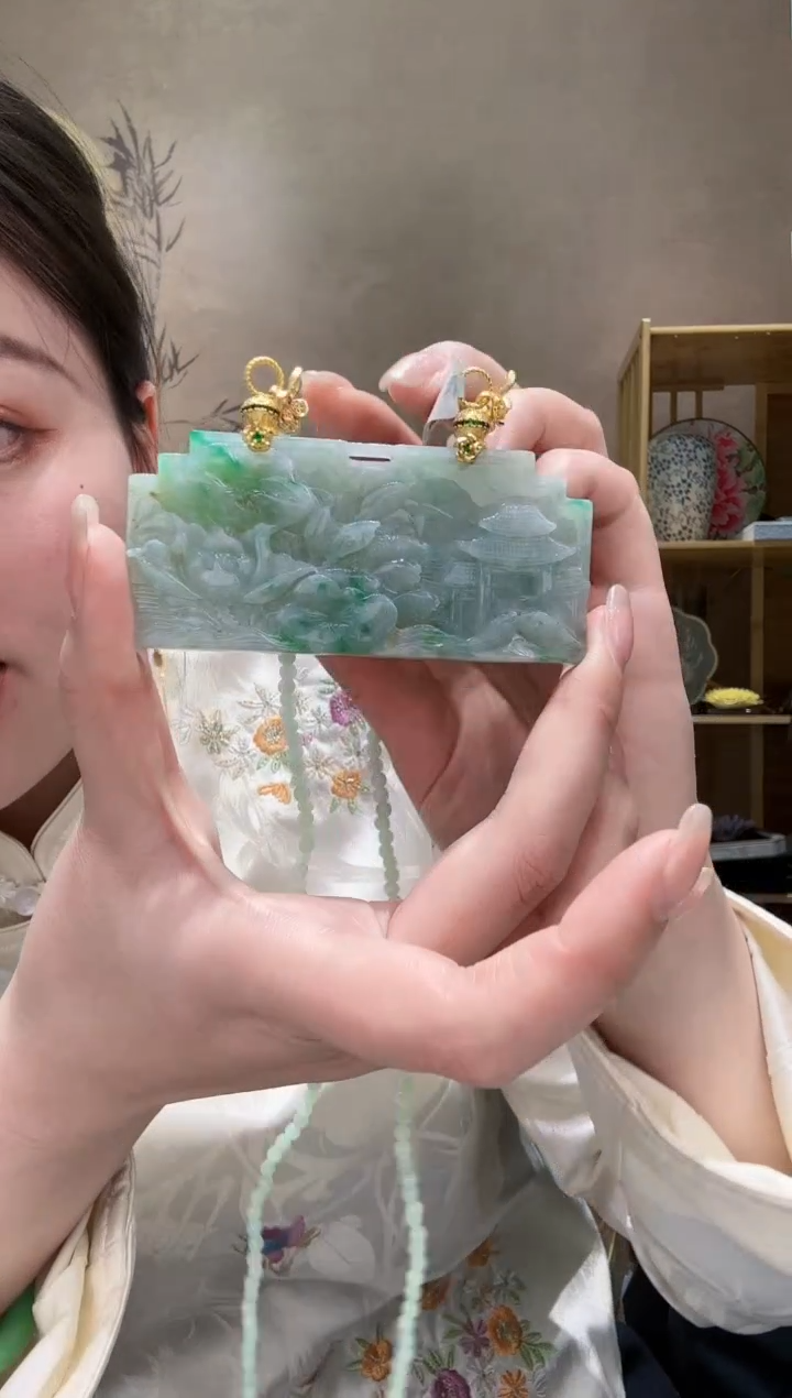 【闪购商品】翡翠颈饰未镶嵌吊坠