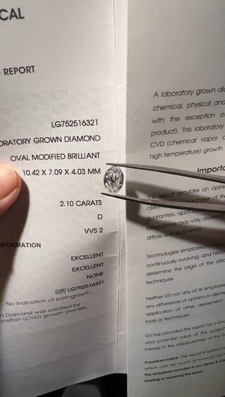 裸石合成钻石LG6321      2.1ct