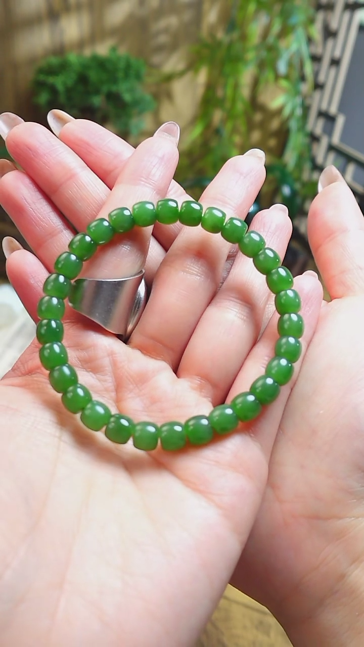 【闪购商品】和田玉手串未镶嵌俄料碧玉直切行珠